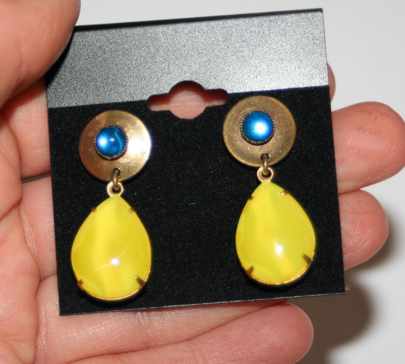 Retro lemon drops brass earrings