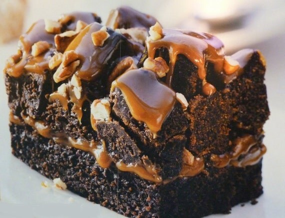 Caramel Fudge Cake Fragrance Oil 1 oz. Concentrated oil great for candles or soapmaking