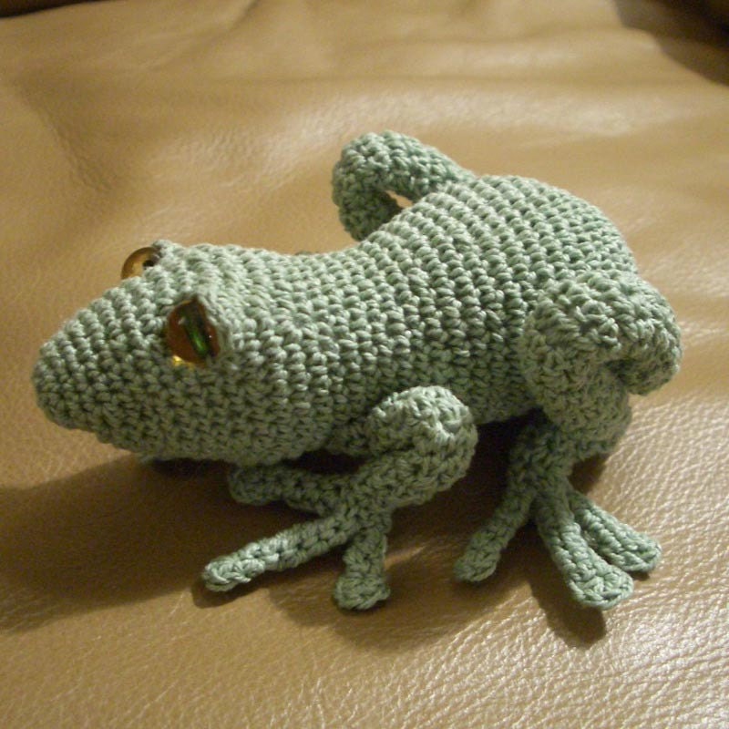 Little Green Frog Crochet Pattern No. 02 by tulipsquare on Etsy