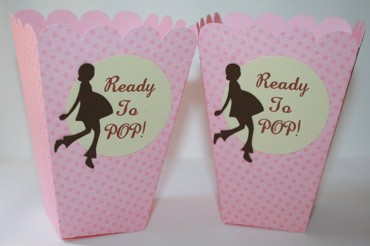 50 Popcorn Boxes Ready to POP- Choose your dotted color