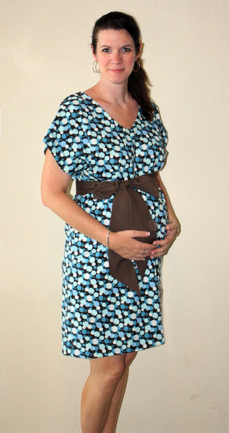 Hudson Maternity Hospital Delivery Gown-Blue, White Dots on Brown -Deliver Your Baby in Style by Mommy Moxie on Etsy