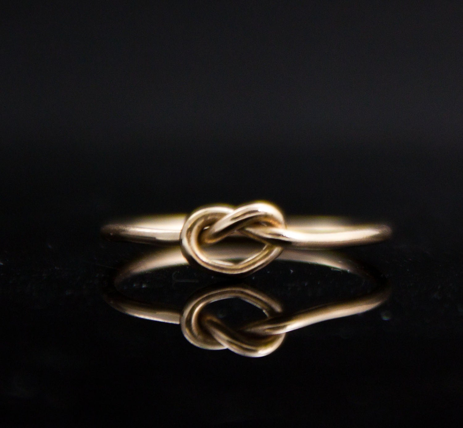 14K Gold heart ring. Solid Gold love knot Promise ring committment Purity friendship simple Celtic Knot Yellow gold