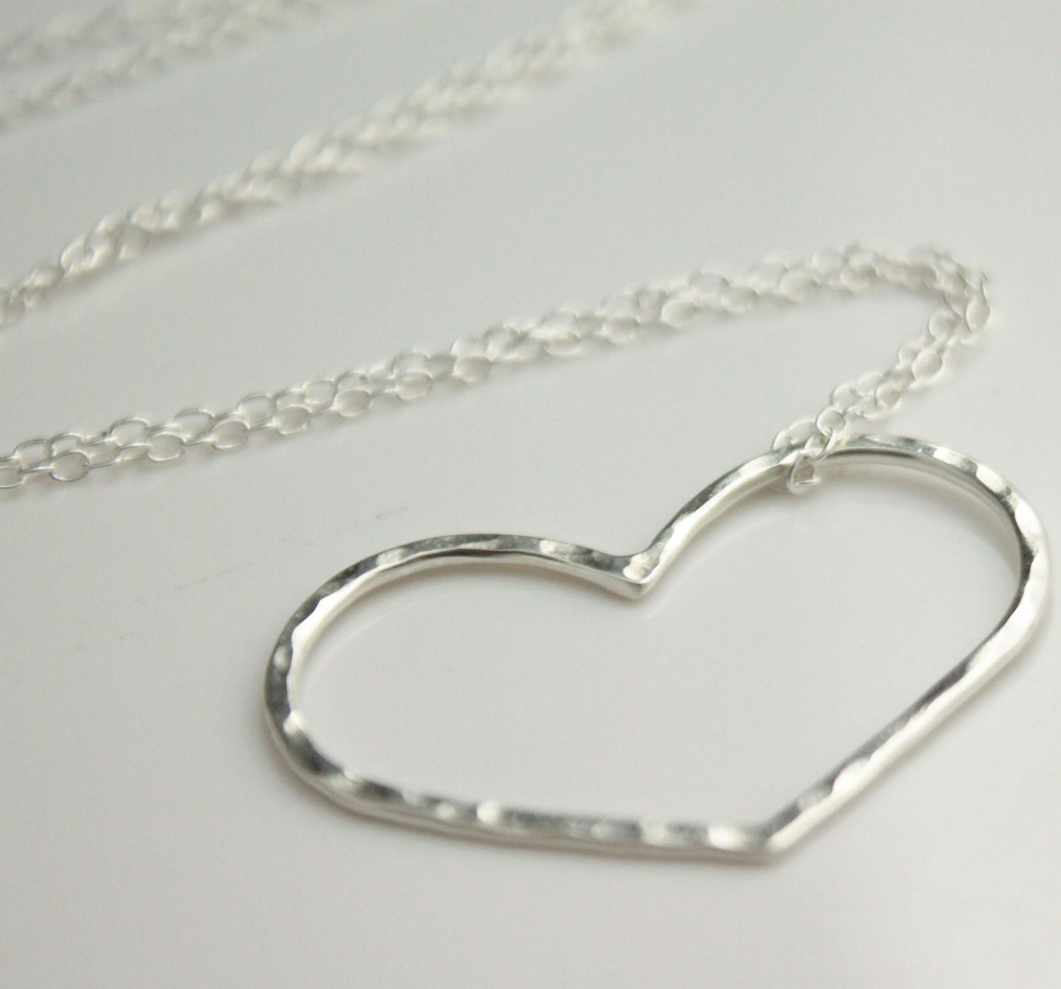 Sterling Silver heart necklace. Simple heart pendant, love necklace, gift for bridesmaid sister best friend. Hammered silver necklace