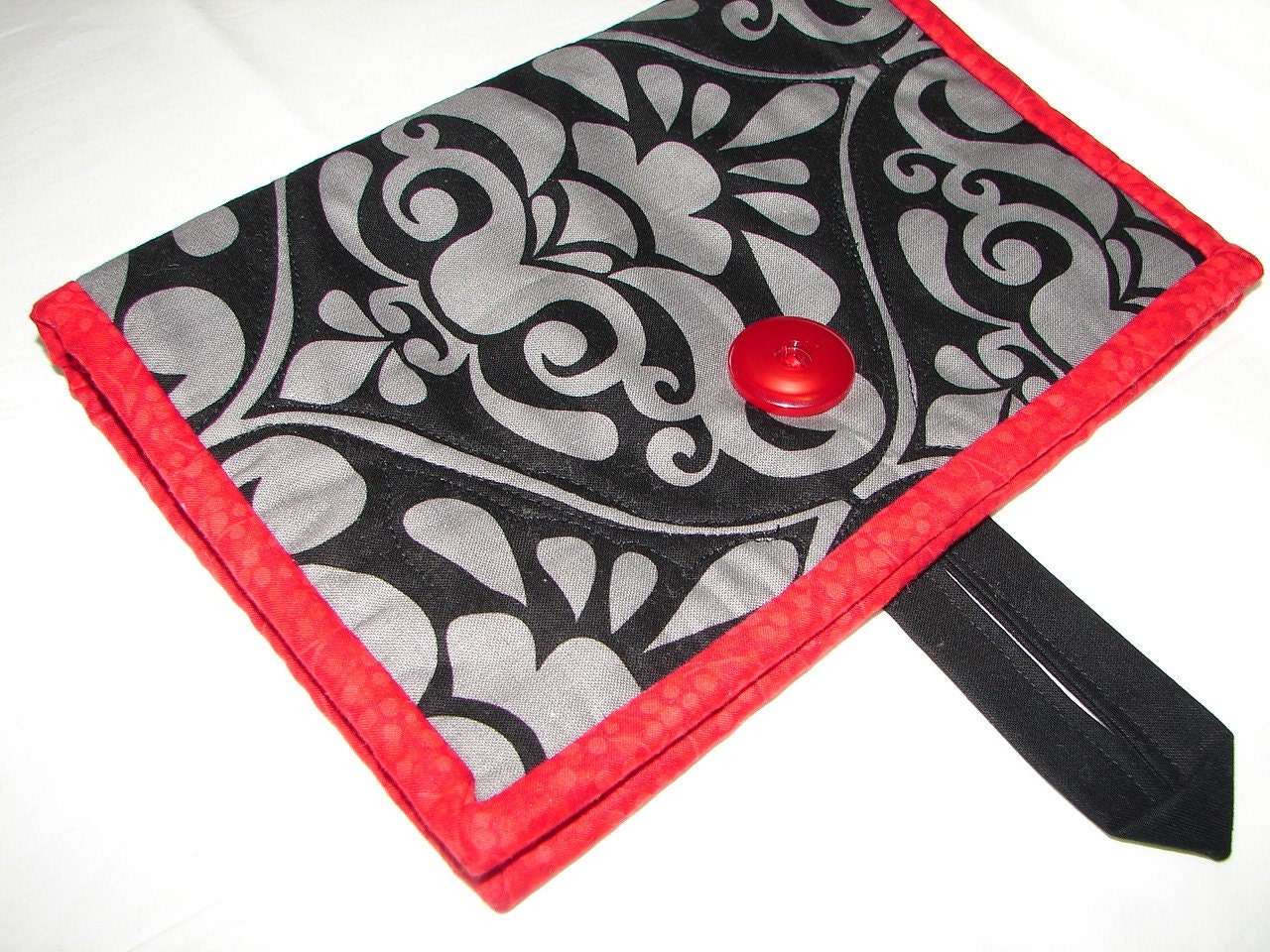 Black and White and Read All Over - Nook Tablet or Nook Color Cover