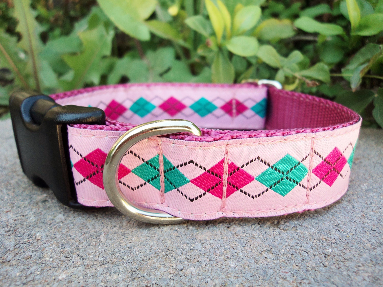 Preppy Dog Collar 1 Inch Adjustable Quick Release Rose Argyle
