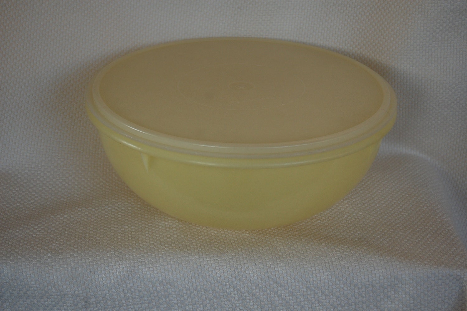 Large Tupperware Bowl