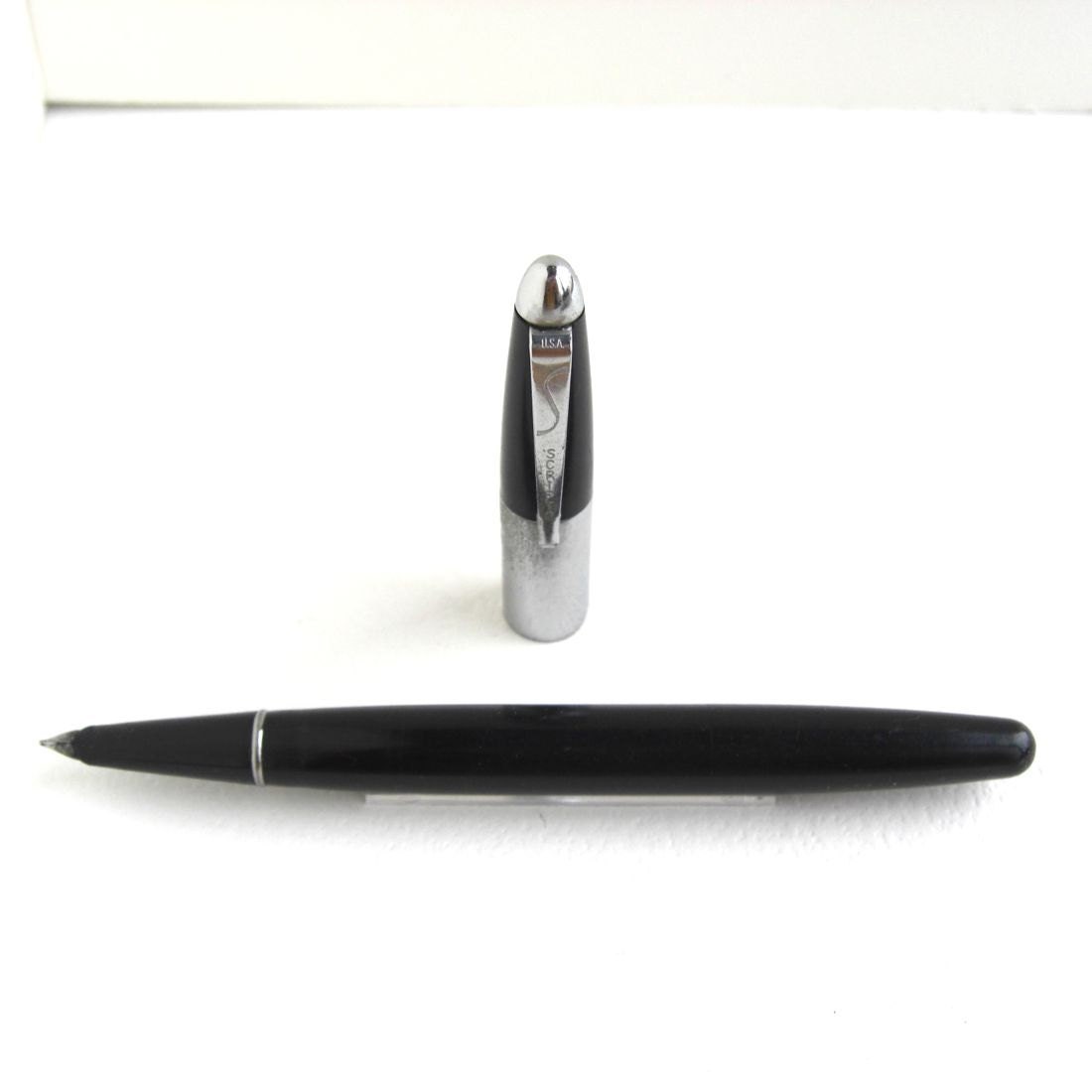 Vintage SCRIPTO Black & Silver Hooded Nib Fountain Pen