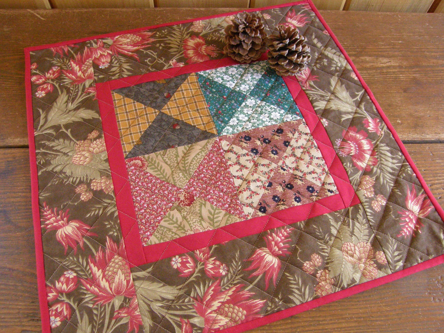 Winter Table Topper - Scrappy Hour Glass