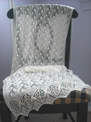 Etonian lace stole
