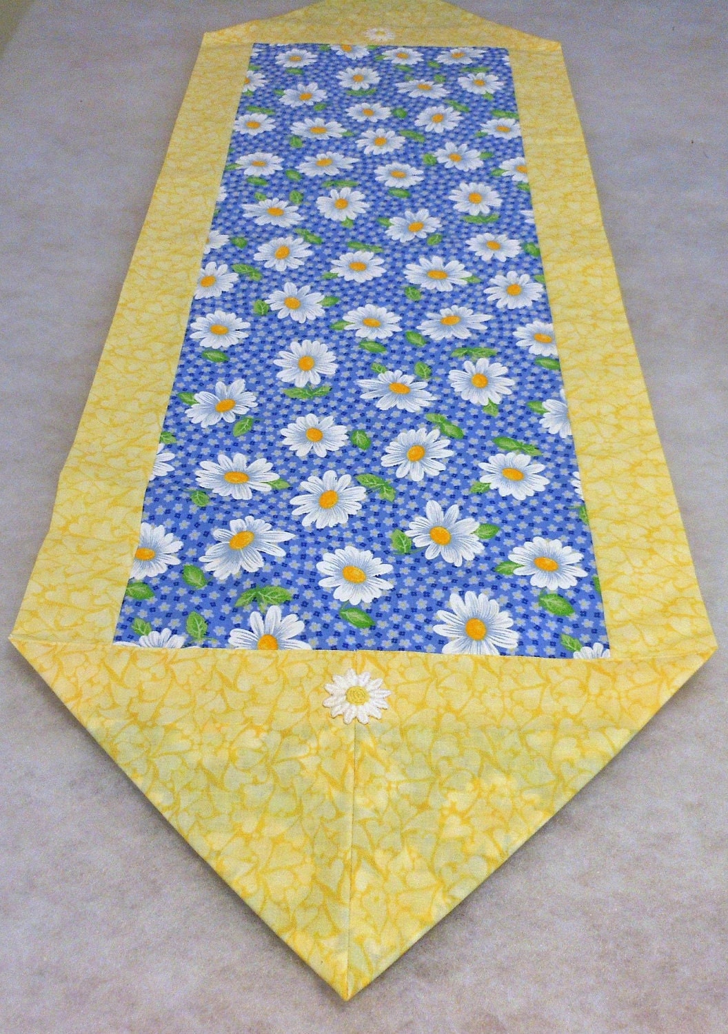 White Daisy Cotton Yellow Fresh Blue table  yellow Runner Table cotton runner