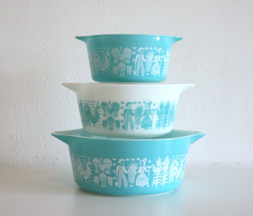 Pyrex Amish Nesting Bowls