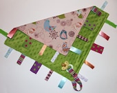 Ribbon Tag Sensory Blanket with Pacifier Clip, Large 16 x 16 - Starling Birds, Pink and Green
