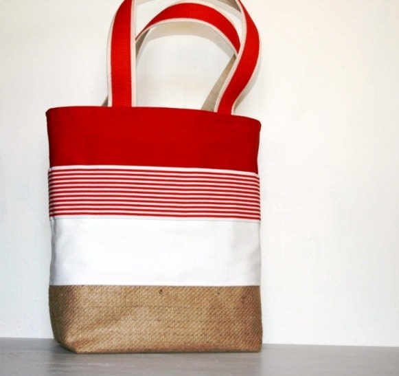 Red White Stripes Summer Resort DayBag
