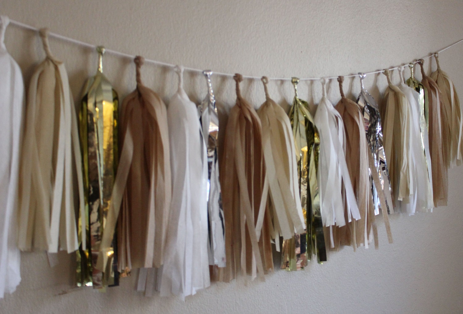 Tassel Garland-18 tassels - Sandstone