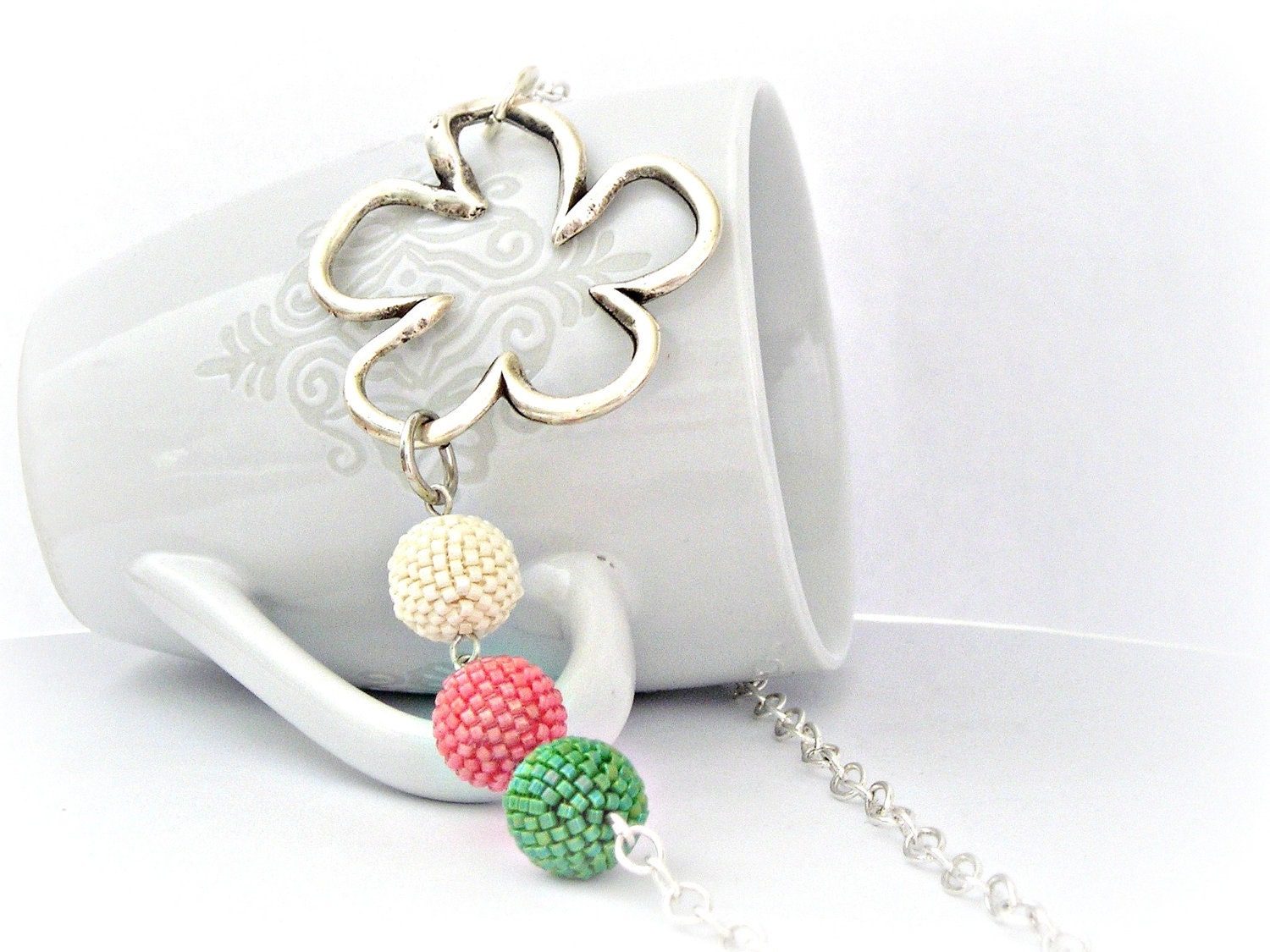 Shades of spring beaded bead necklace