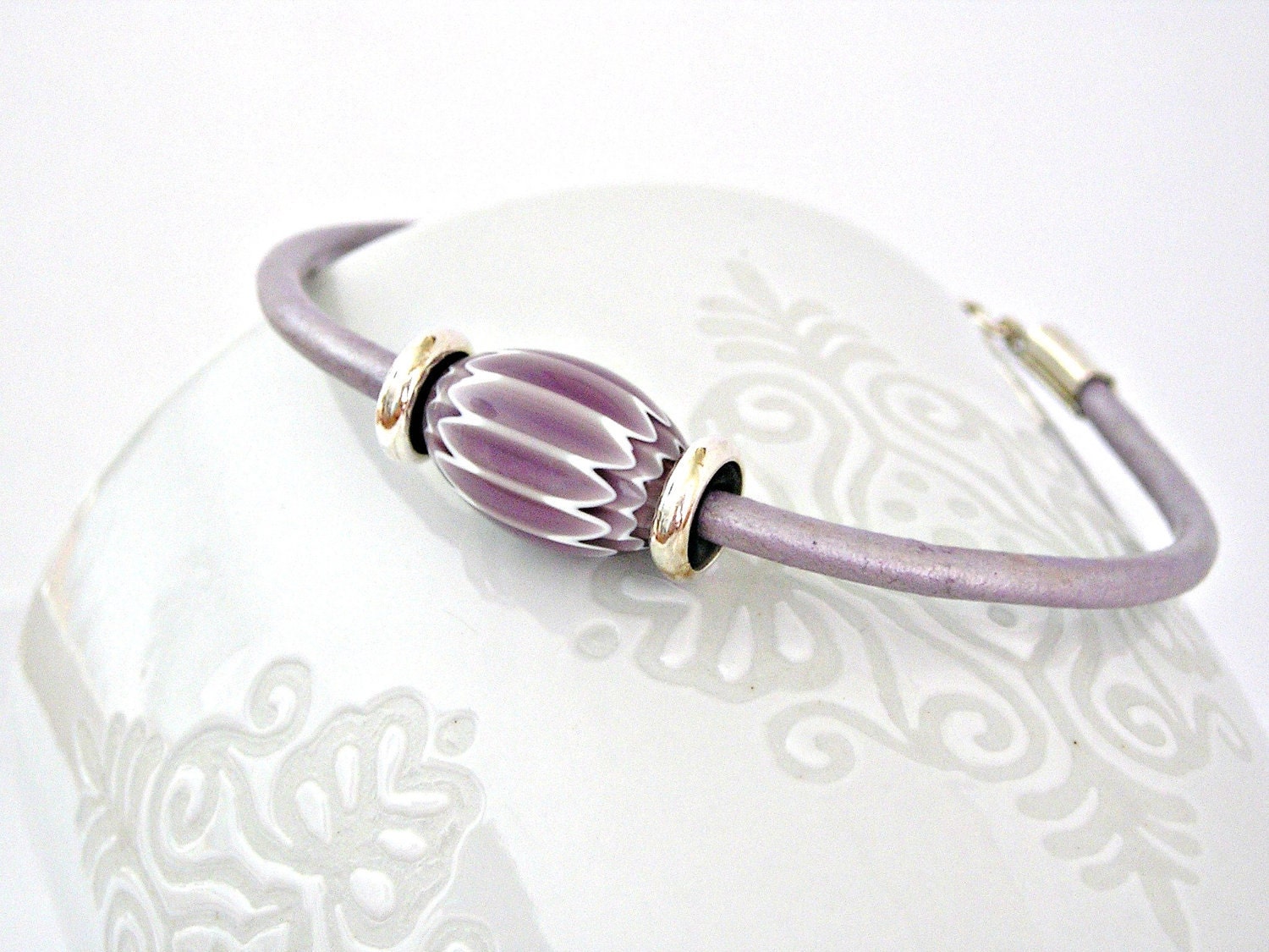 Murano lampwork murrina sterling silver light amethyst leather bracelet