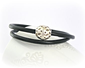 Black double wrapped leather bracelet with magnetic nut clasp