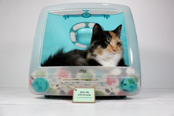 Upcycled Apple Computer Pet Bed