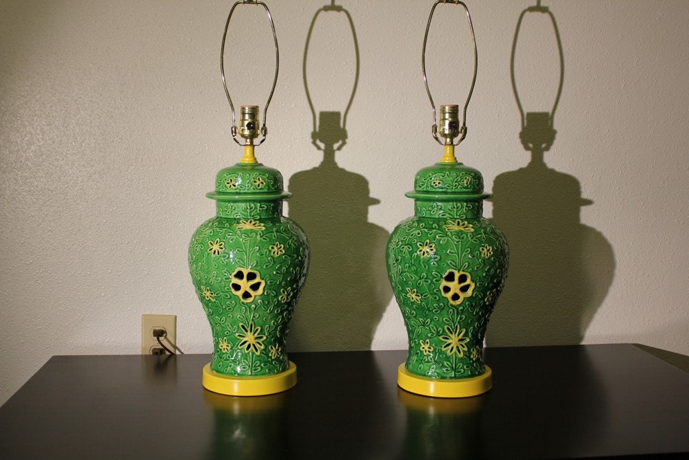 Vintage Pair of Retro Green and Yellow Flower Ceramic Lamps
