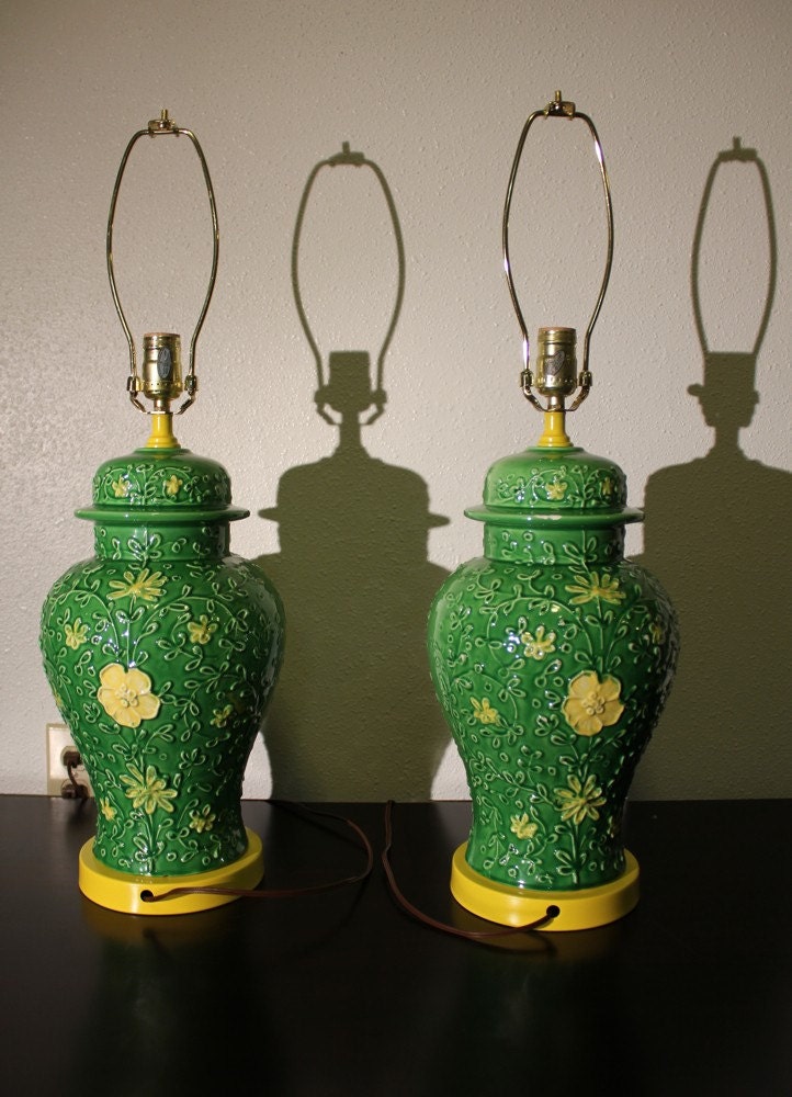 Vintage Pair of Retro Green and Yellow Flower Ceramic Lamps