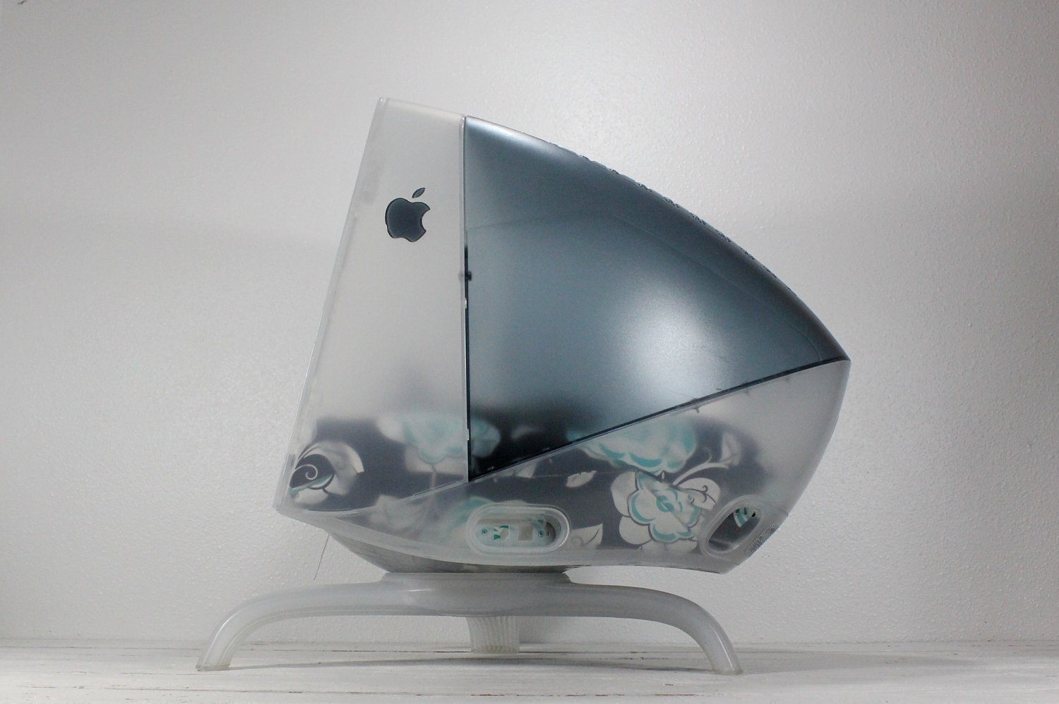 RESERVED FOR GILLIANUpcycled Apple Computer Pet Bed