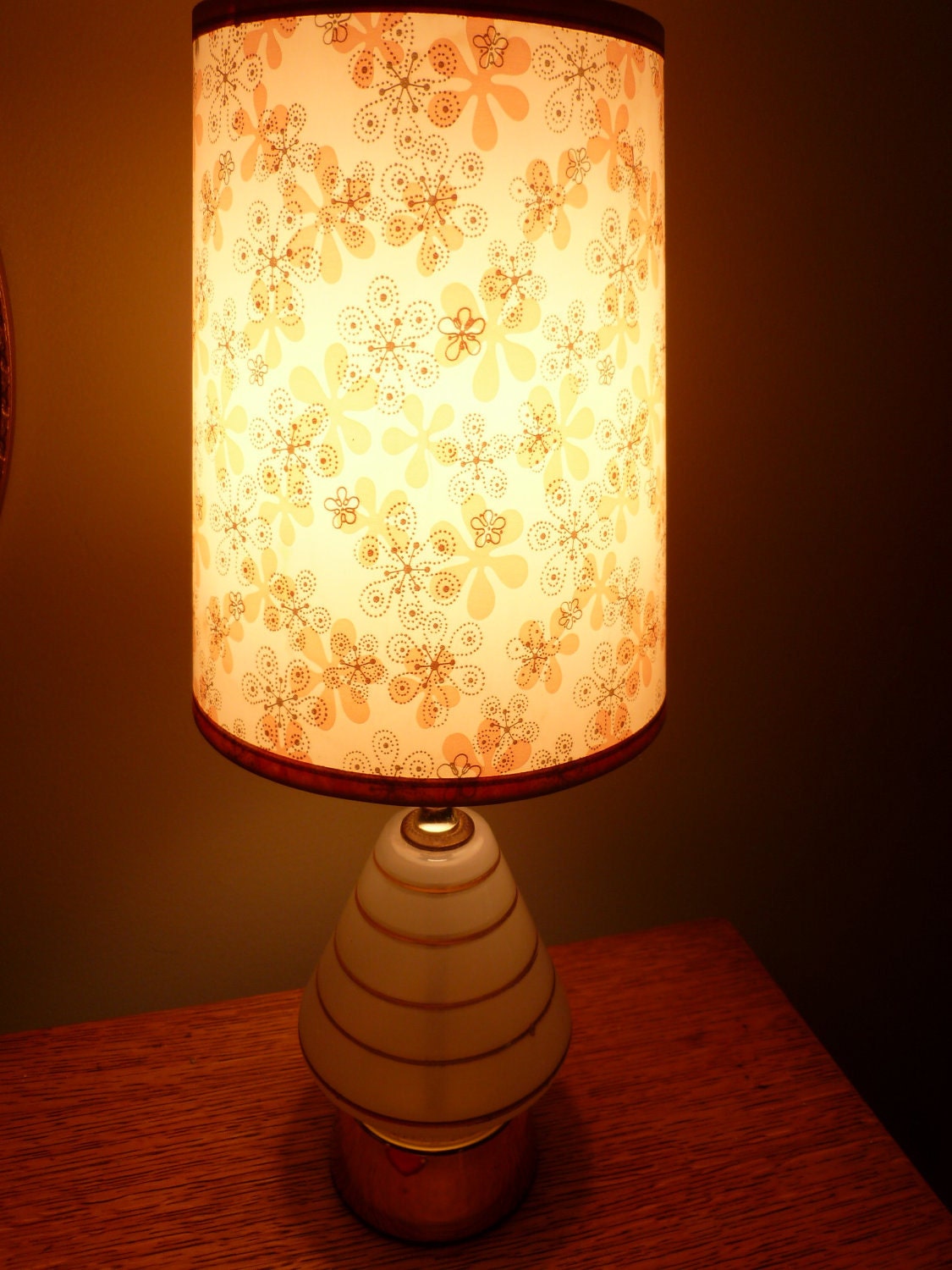 Vintage Retro Lamp Shade Mod Flowers Clip On by LoLovesVintage