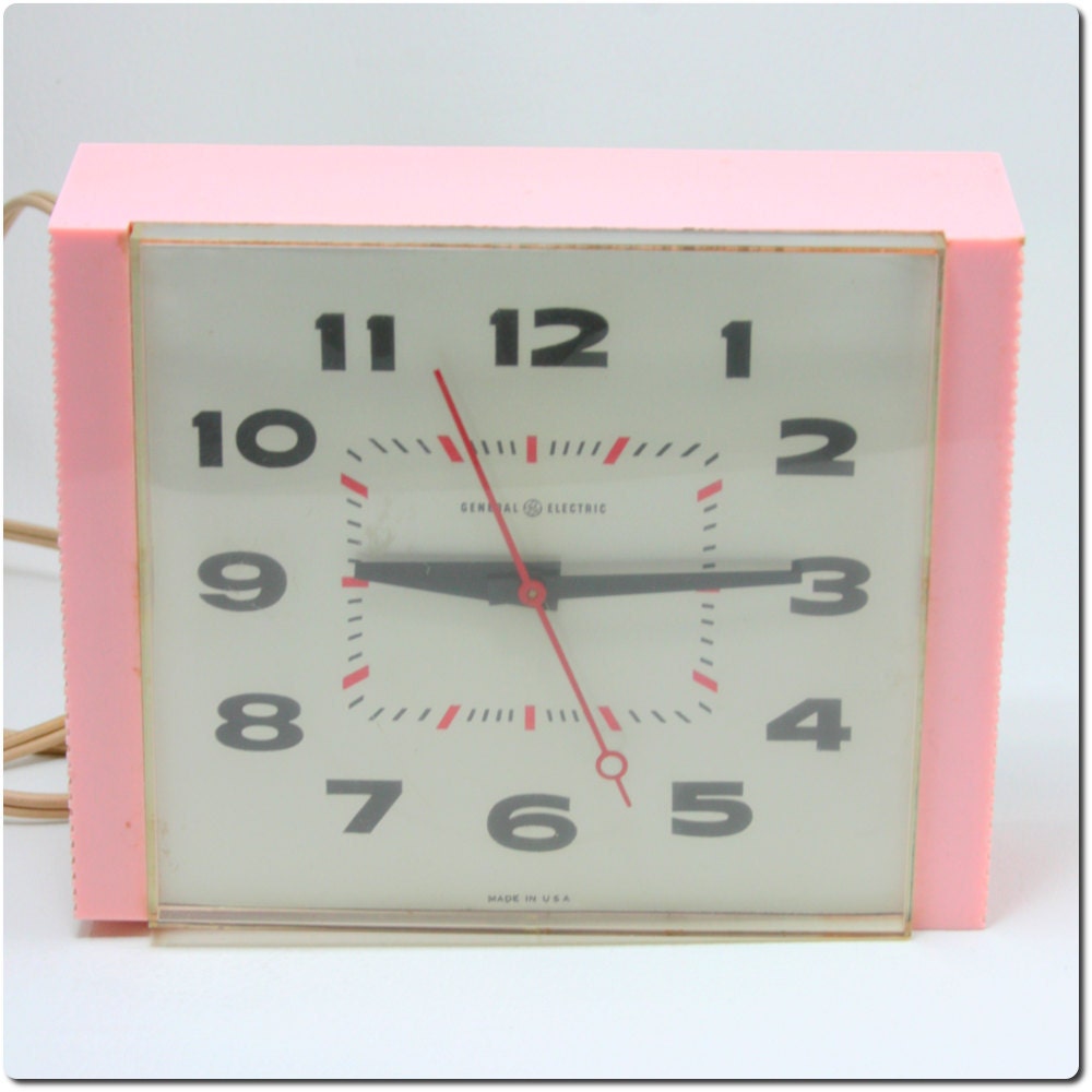 Vintage Mid Century General Electric Clock