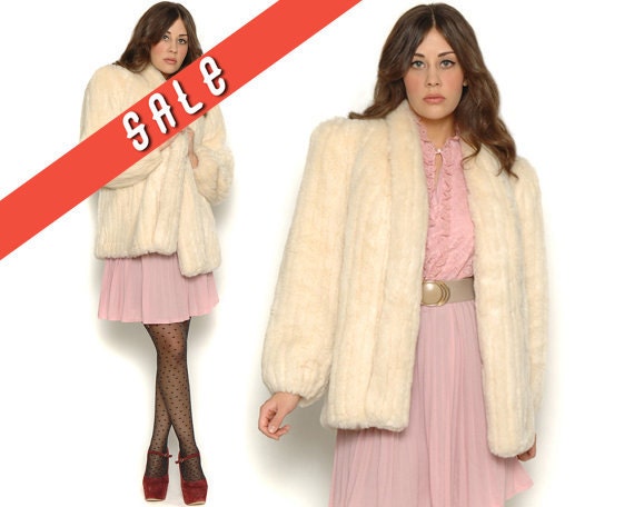 Vintage 80s Cream Faux Fur Coat / Vegan Mink Cozy Warm / Glam Rock N Roll / Size S M Small Medium
