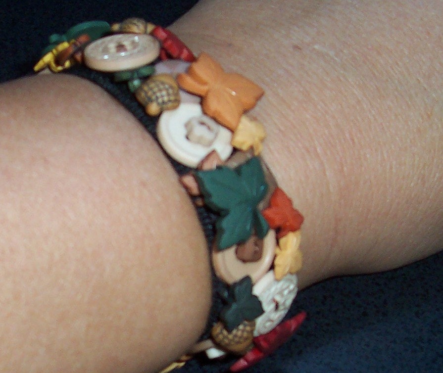 Fall - Button Bracelet