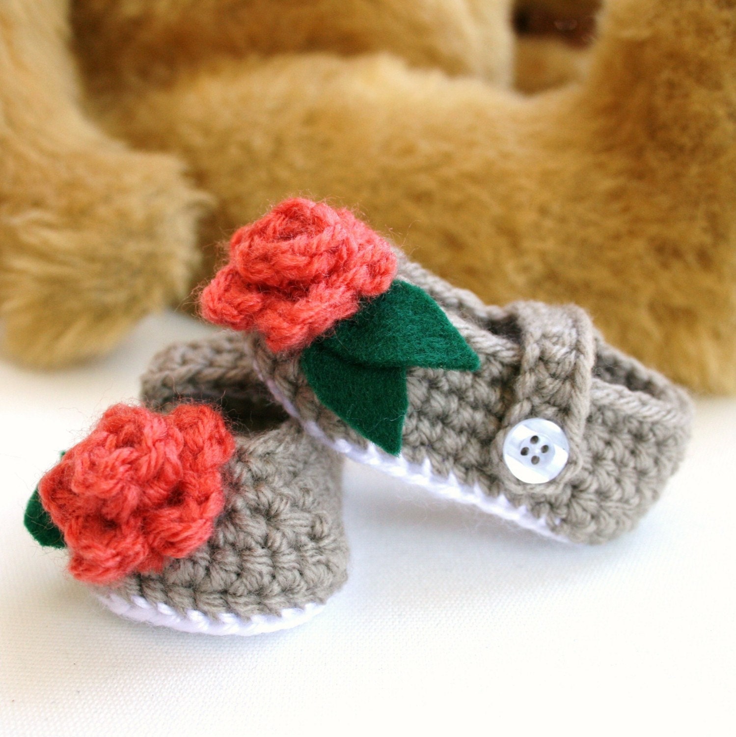 Grey baby mary jane shoes Size newborn