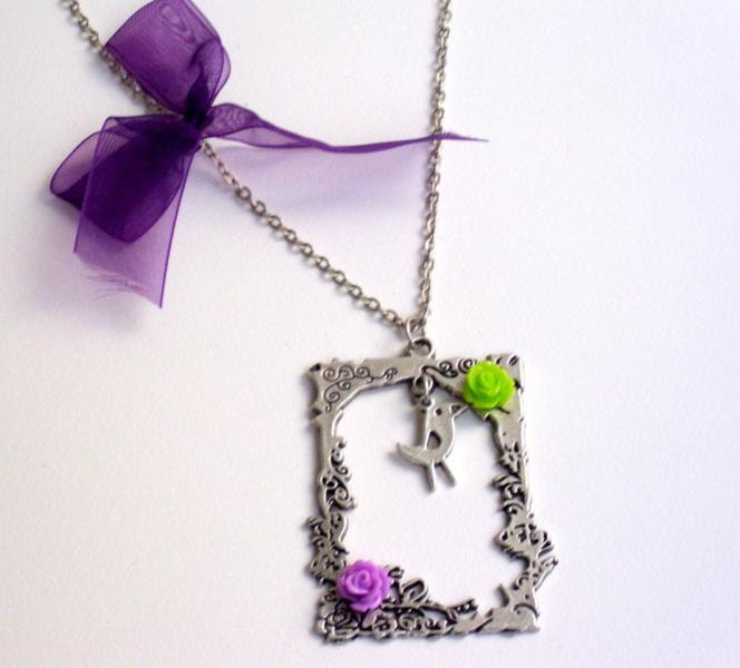 Antique silver plated frame neclace (silver plated metal, resin flower, resin, rose, bird, cabochon, purple, lila, green, ribbon, organza)