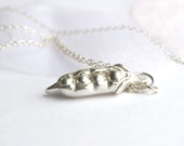 Four Peas In A Pod Necklace, Mothers Day Pea Pod Necklace