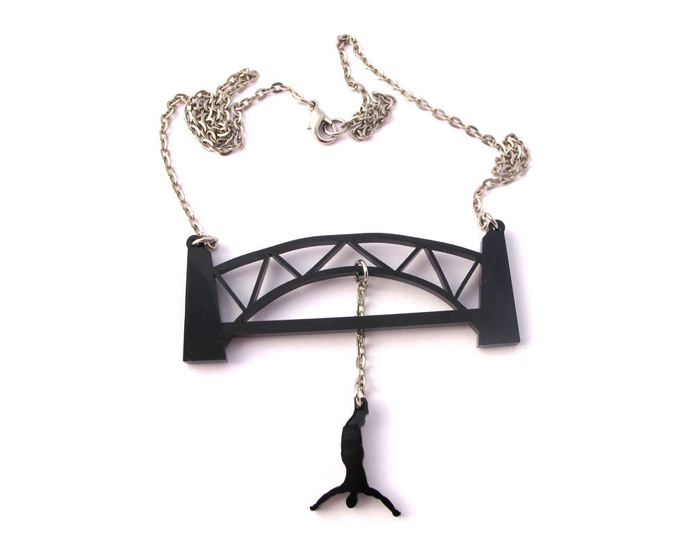 Bungee Jumping Extreme Necklace