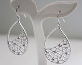 Silver Netted Teardrop Earrings. Modern Chic. Gift For Her. Everday Wear (SER-05)