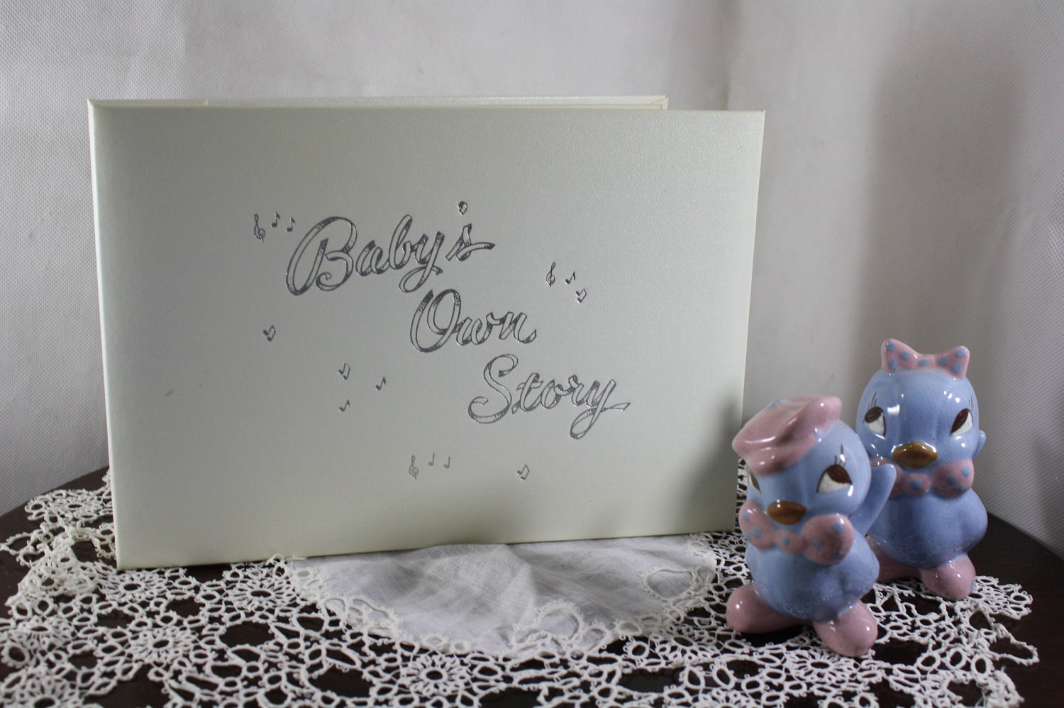 vintage NEW musical baby book Babys Own Story great gift NIB superb illustrations