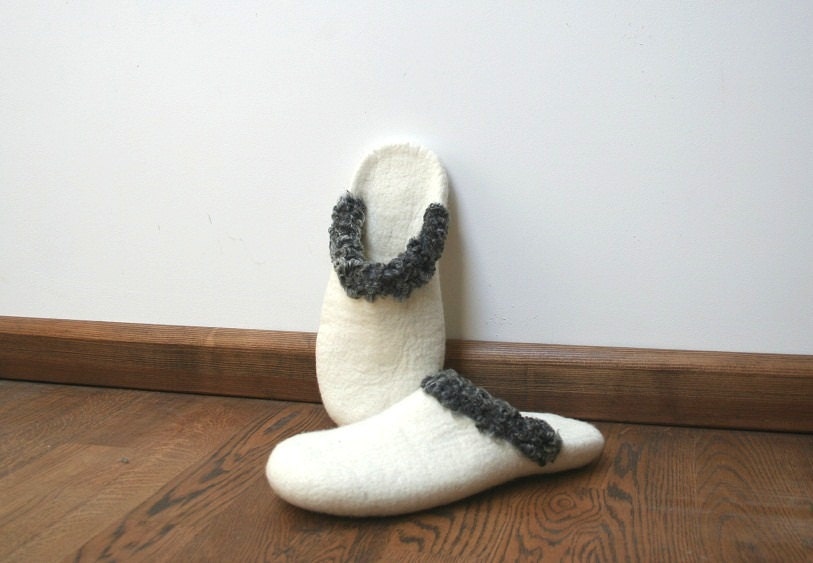 Felted Slippers ECO Unisex with recycled Astrakhan Eu 42, Us 8.5, Uk 8, Au 8 - kadabros