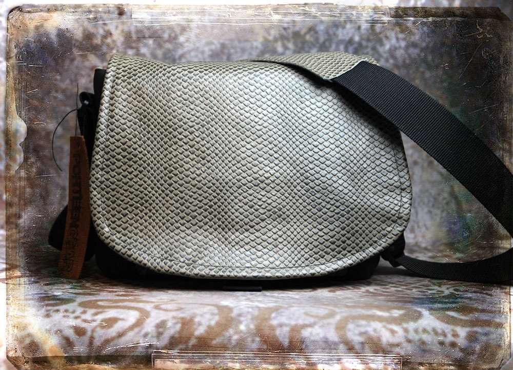 Leather Camera Bag - Rattlesnake Leather Medium DSLR - IN STOCK