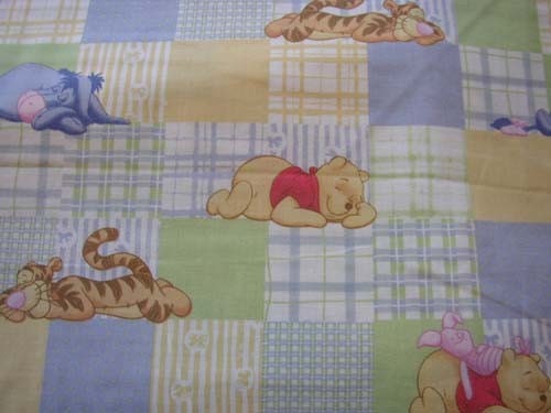 Disney (Pooh and Friends) 1yd BK234
