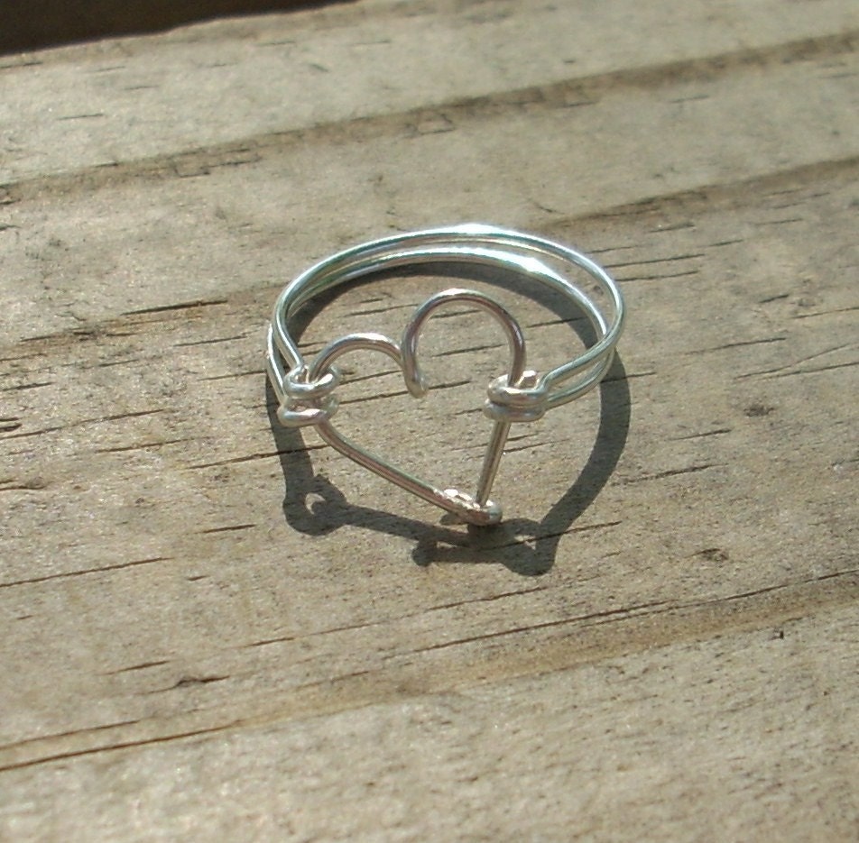 Silver wire Heart ring