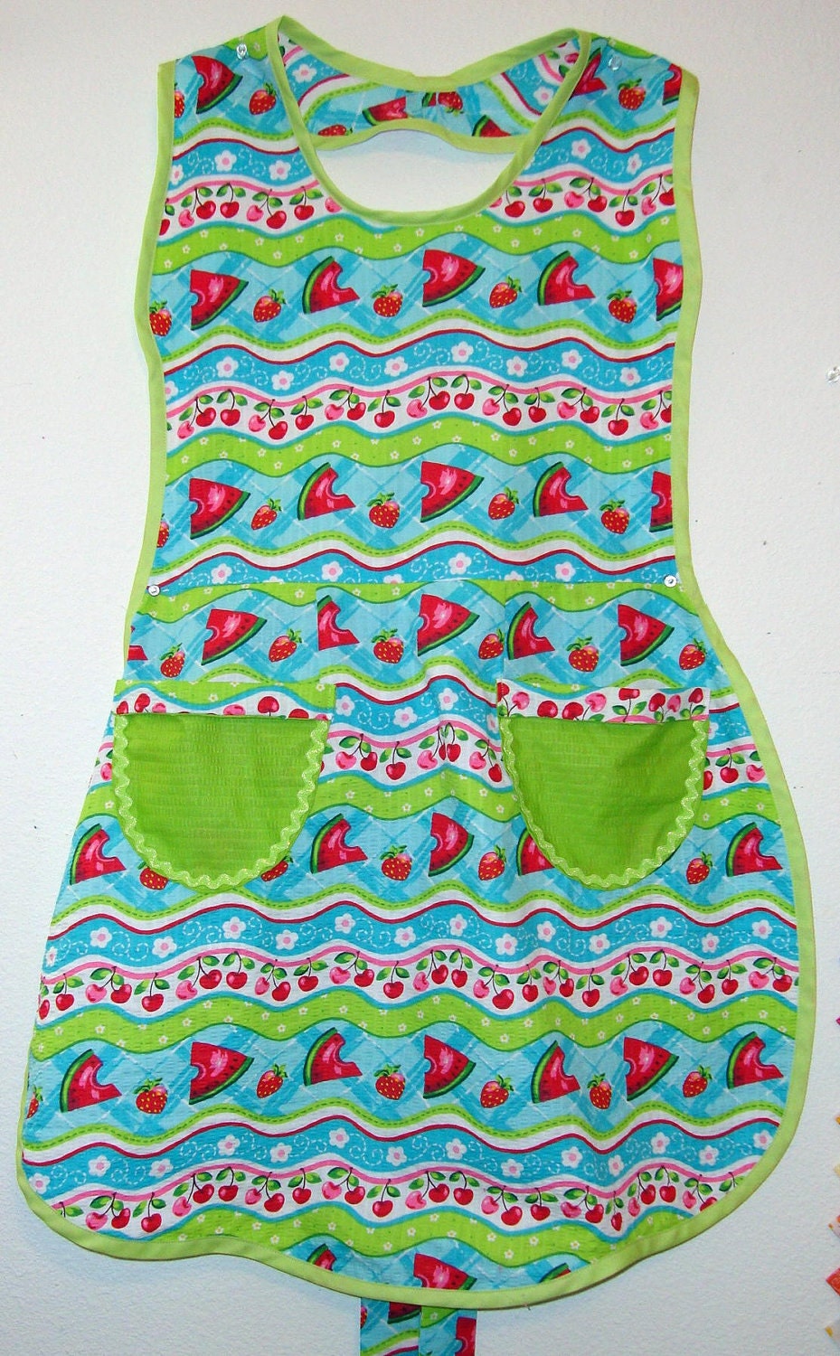 FREE SHIPPING---------Retro Style Cooks Bib Apron in Bright Fruit Colored Fabric for your Kitchen Cooking Decor