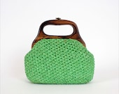 green woven raffia bag / wood handle pouch