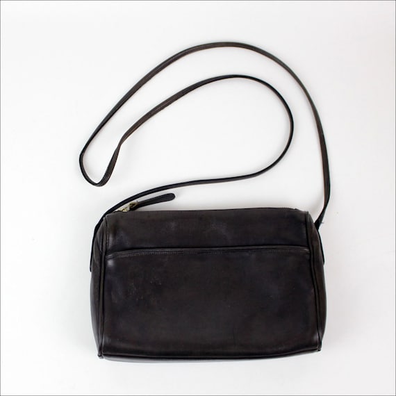 Coach black leather sling bag / long strap cross body by OmniaVTG