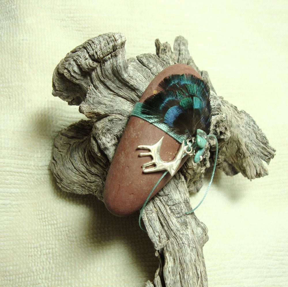 Art Sculpture Spirit Stone SS Charm Turquoise Iridescent Feathers