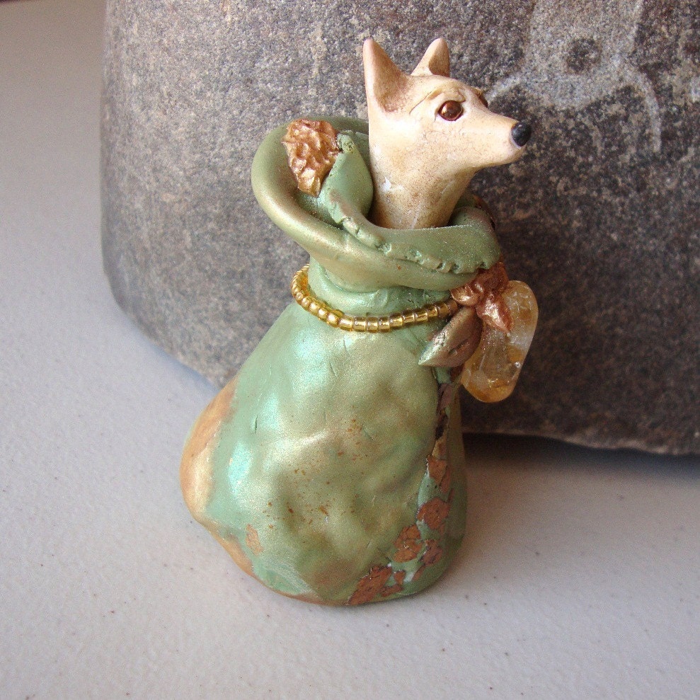Art Sculpture Animal Coyote Totem Sage Sand Cloak Citrine Bronzed Mica