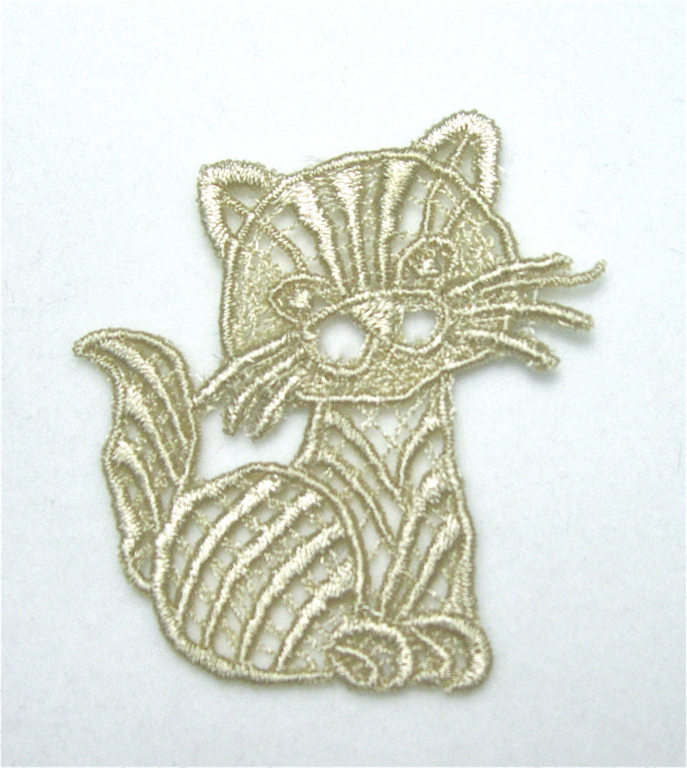 Venice Lace Applique, CAT Kitty Kitten Feline Golden Dyed Venise