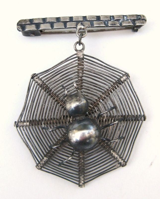 Vintage Victorian Sterling Silver Witchy SPIDER WEB Spooky Dangle Brooch Pin