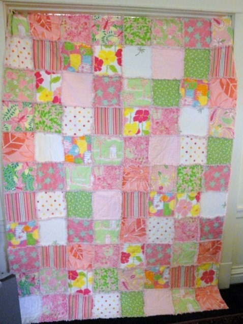 Quilt - Lilly Pulitzer Pink/Green Fabric - Perfect for Dorm