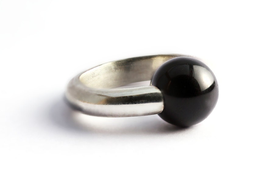 Simple ring, contemporary jewelry designer, black onyx & silver, black stone - CADIjewelry