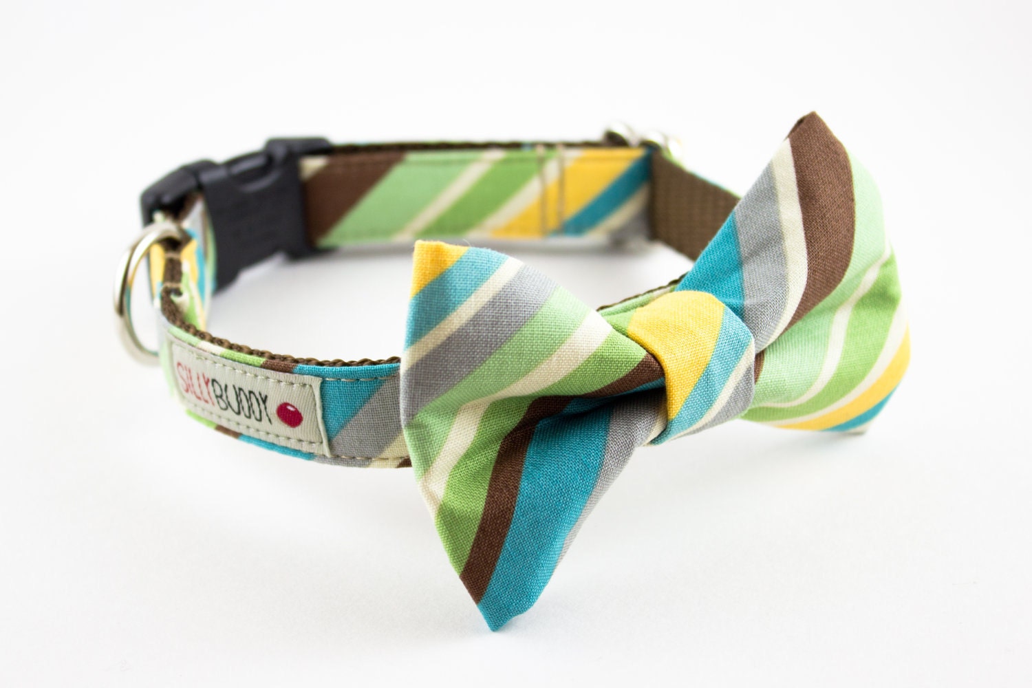 Retro Preppy Stripes Bow Tie Dog Collar