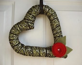 Romantic Love Wreath Green and Black Damask